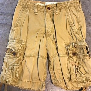 Men’s Abercrombie and Fitch cargo shorts